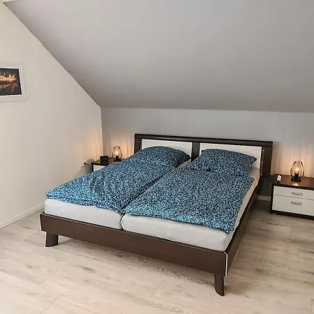 Moderne Im Sauerland - Bis 4 Gaeste