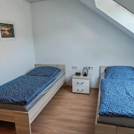 Moderne Im Sauerland - Bis 4 Gaeste *